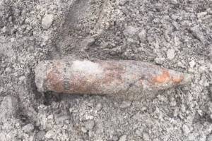 В Карачевском районе нашли два артиллерийских снаряда