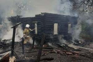 В стародубском селе сгорел жилой дом: есть пострадавший
