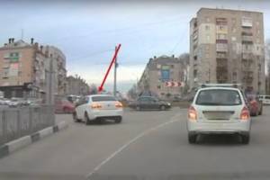 В Брянске оштрафовали водителя Volkswagen за выезд на встречку