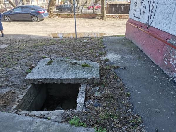В Брянске сфотографировали опасную ловушку на Ульянова