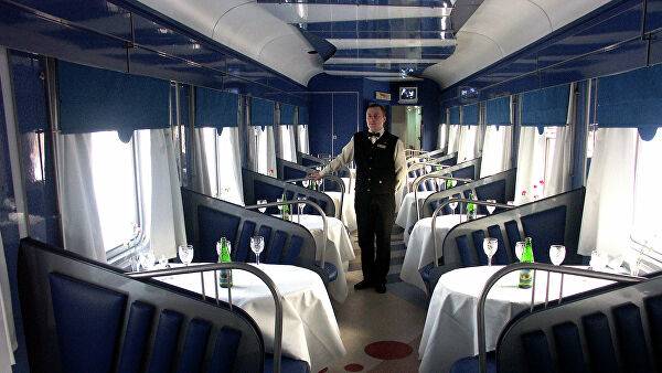 Брянцы раскритиковали цены в вагоне-ресторане двухэтажного поезда на Москву