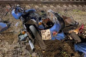 На переезде в брянском посёлке Белые Берега 25-летний мотоциклист устроил ДТП и сбежал
