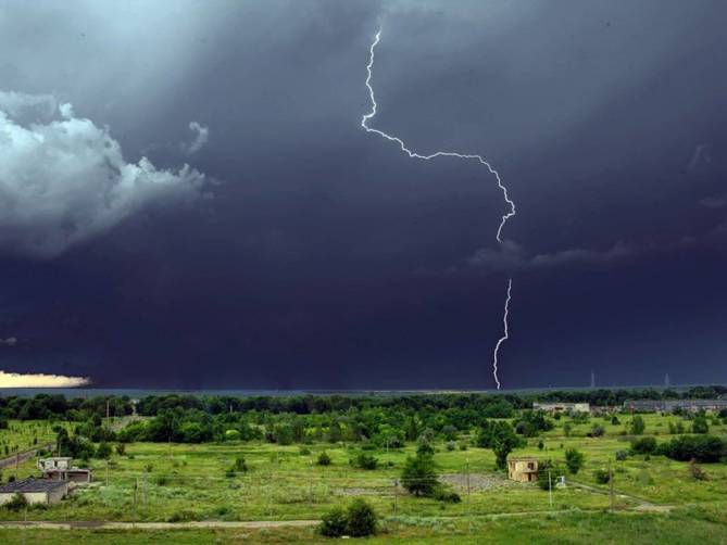 В Брянской области 8 июня ожидаются небольшие дожди с грозами