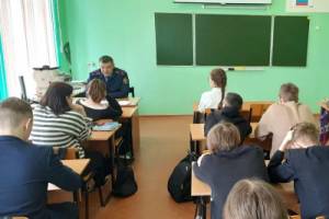 Лекцию новозыбковским школьникам устроил следователь