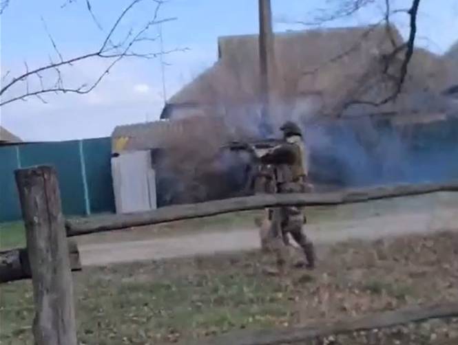 В соцсетях появились кадры вторжения украинских боевиков в Брянскую область