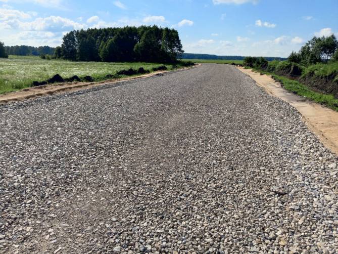 В Погарском районе строят дорогу к картофелехранилищу