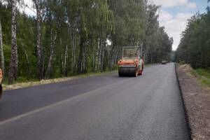 В Брянской области на трассе «Климово - Чуровичи» начали укладывать асфальт