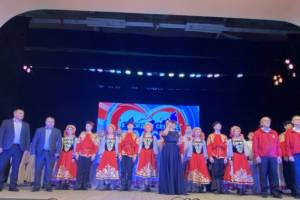 В Новозыбкове провели благотворительный концерт в поддержку участников СВО