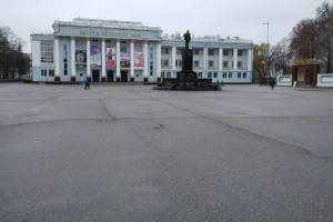 В Брянске хотят привести в порядок площадь перед ДК БМЗ