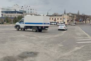 На набережной Брянска вечером 21 апреля появились автозаки