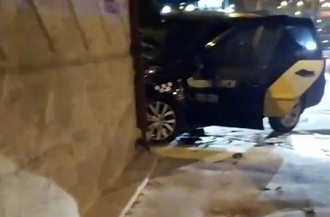 Опубликовано видео с места аварии с «Яндекс.Такси» в Брянске