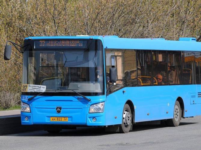 С начала года в Брянске автобусы перевезли 12,4 миллиона пассажиров