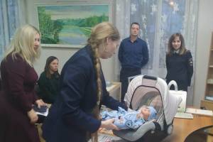 В Брянске родителей научат безопасно перевозить детей-пассажиров