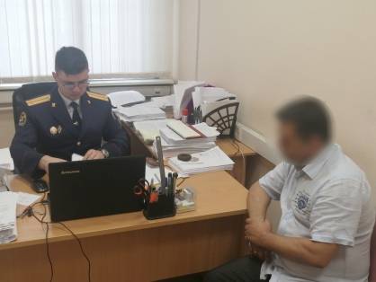 В Клинцах руководитель организации задолжал 111 работникам 3 миллиона рублей