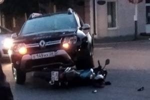 В Новозыбкове внедорожник раздавил мотоцикл