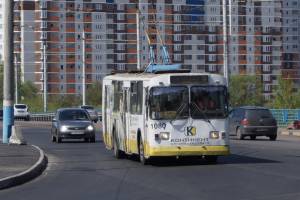В Брянске за неуплату налогов заблокировали счета троллейбусного предприятия