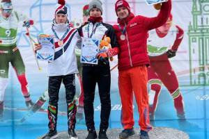 Брянский лыжник завоевал бронзу в составе сборной России