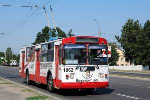 В брянском троллейбусе №2 внедрили электронную оплату проезда