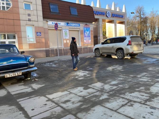 В Брянске за наглую парковку оштрафовали 488 водителей