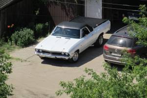 В Брянск прибыл раритетный пикап 70-х годов Chevrolet El Camino