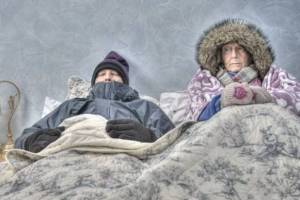 Брянцы стали спасаться от холода с помощью кондиционеров и обогревателей
