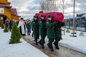 В Брянске простились в погибшим в зоне СВО 20-летним Кириллом Бардусовым