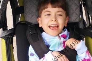Брянцы собирают деньги на лечение 10-летней Ангелины