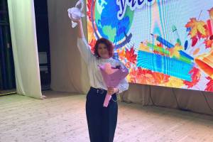 Брянцев просят поддержать педагога Елену Грачеву на конкурсе «Учитель года России»