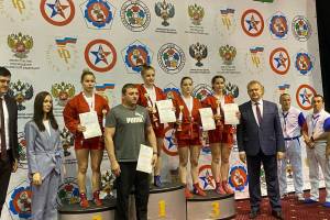 Брянские самбисты привезли семь медалей со Спартакиады молодежи России