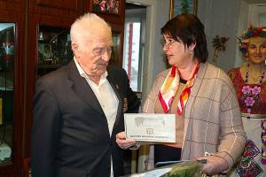 В Брянске ветеран войны Николая Редикульцева отметил 95-летие