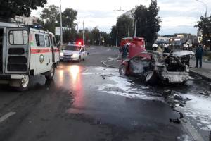 ДТП на Кургане Бессмертия: погиб парень и тяжело ранен водитель