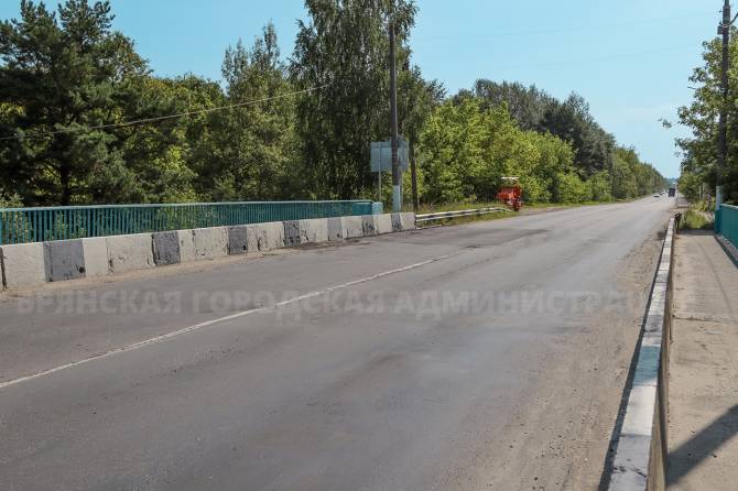 Брянских водителей на время избавили от пробок на улице Речной