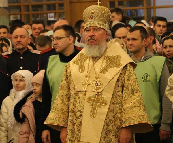 Жителей Брянской области призывают остаться дома на Пасху