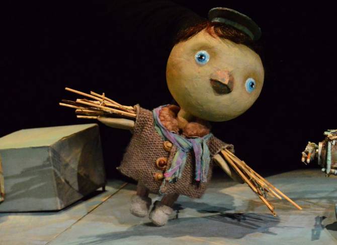 Брянский Театр кукол подготовил на 23 февраля бесплатный спектакль