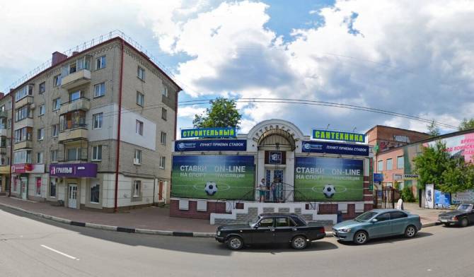 В Брянске просят перенести остановку «Школа №1»