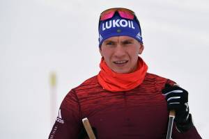 Брянский лыжник Большунов выиграл гонку свободным стилем в Чехии