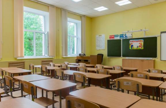 Три брянских учителя стали «Заслуженными работниками образования»