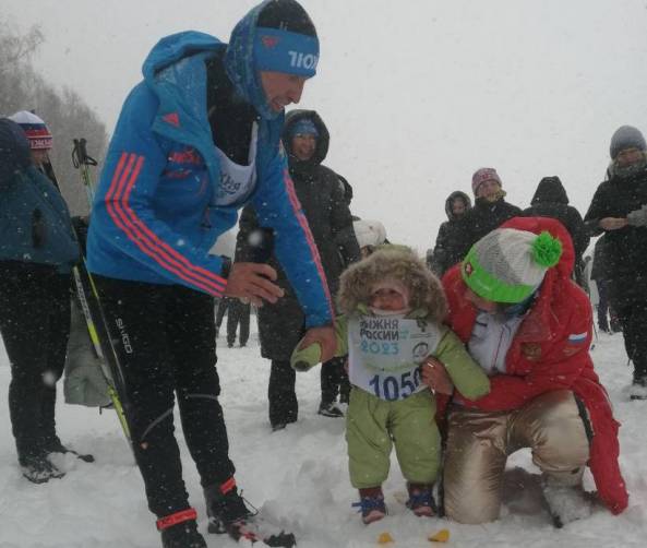 Племянница олимпийца Большунова присоединилась к «Лыжне России»