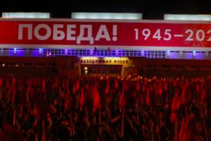 Власти Брянска поздравили земляков с Днём Победы