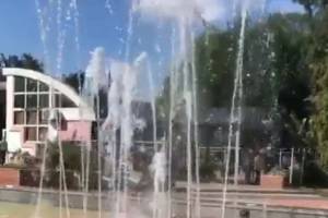 В Брянске запустили новый фонтан в Пролетарском сквере