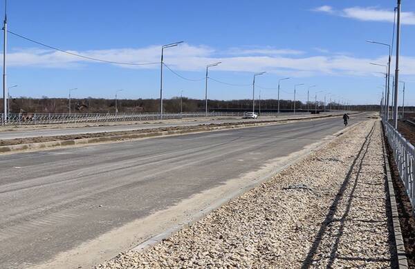 В Брянске завершается строительство участка новой дороги-дамбы
