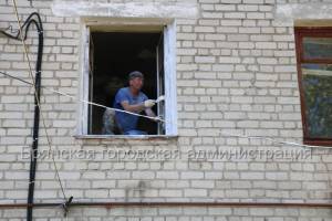В Брянске начался ремонт поврежденного взрывом дома по улице 11 лет Октября