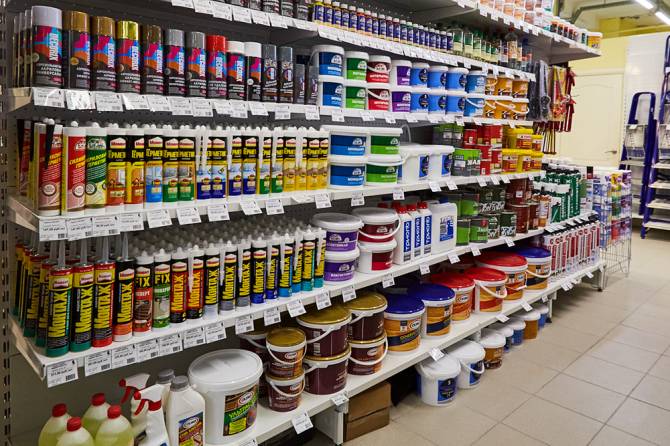 В Новозыбкове из-за коронавируса на дом привозят даже стройматериалы и рассаду