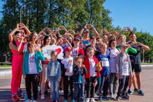 В Брянске бегуны собрали 25 тысяч рублей на помощь больным детям