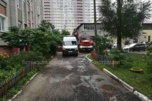 В Брянске на проспекте Московском загорелась квартира в многоэтажке