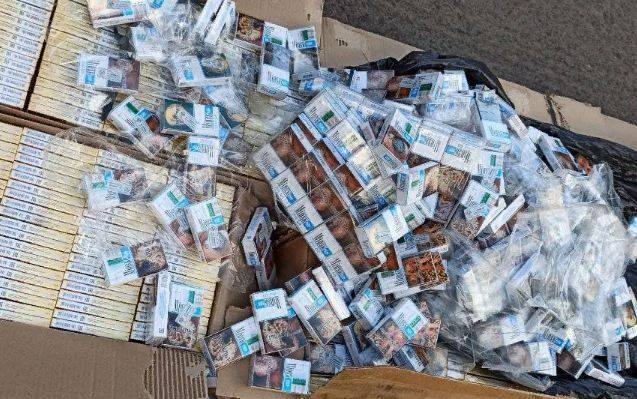 На Брянщине задержали мужчину с поддельными сигаретами на 700 тысяч рублей