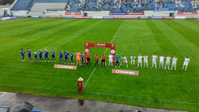 В Брянске начался матч ФНЛ между «Динамо» и «Оренбургом»