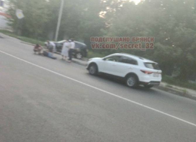 В Брянске на Станке Димитрова рядом с БГИТУ легковушка сбила человека