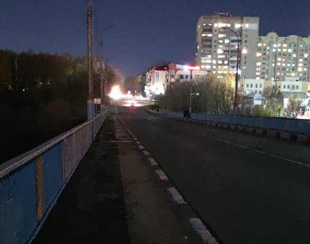 В Брянске Черметовский мост погрузился в кромешную тьму