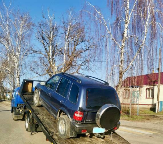 По брянскому посёлку Климово гонял пьяный водитель Kia без прав